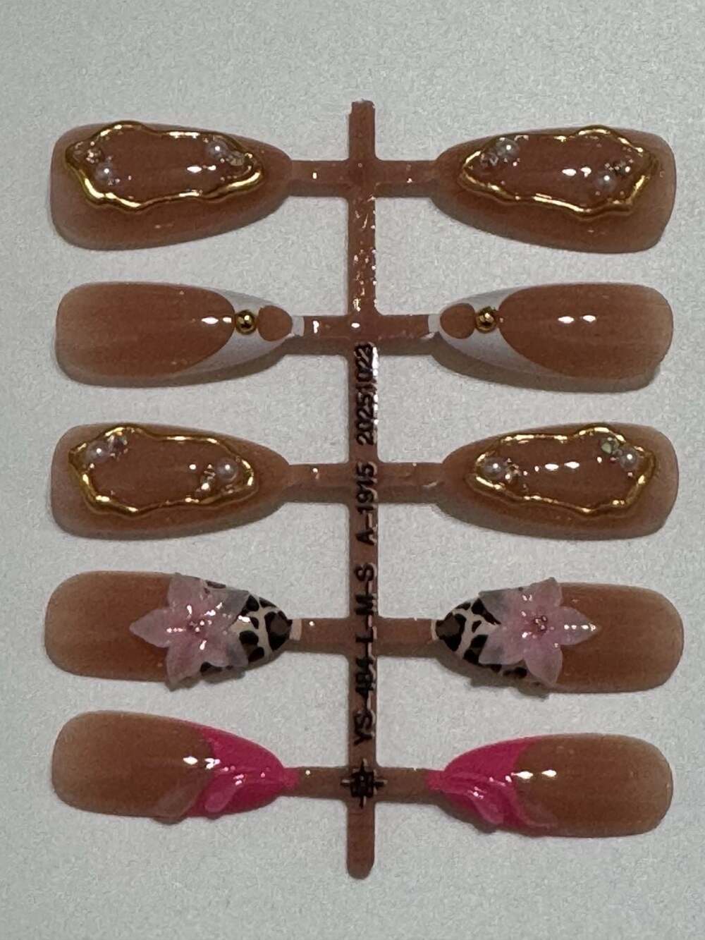 Press On Nails Size S Nude 3D Floral Gold Bead